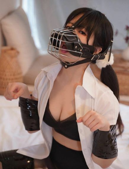 被逼婚！小姨娘转身怒嫁大少爷