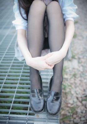 紧急审讯室4