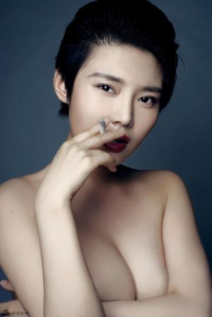 雾凇轻摇