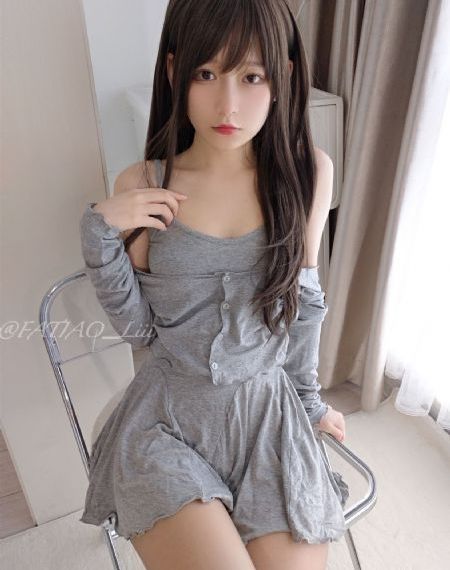 艾曼纽