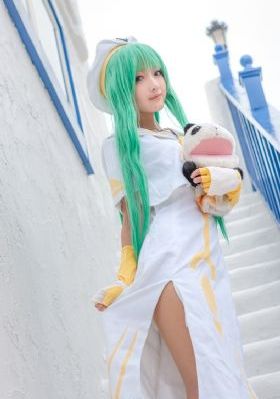 豪门女佣