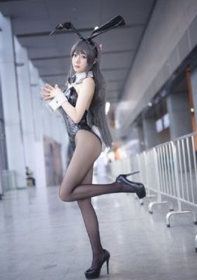 尘埃里的花朵
