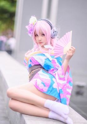 死后才知我是顶级大佬的白月光